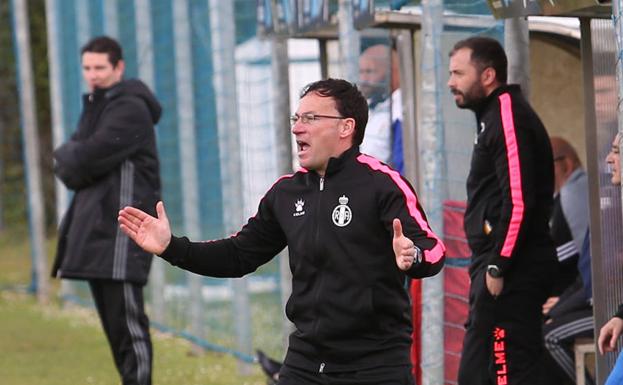 Iván González, en un partido con el Real Avilés juvenil /Piña