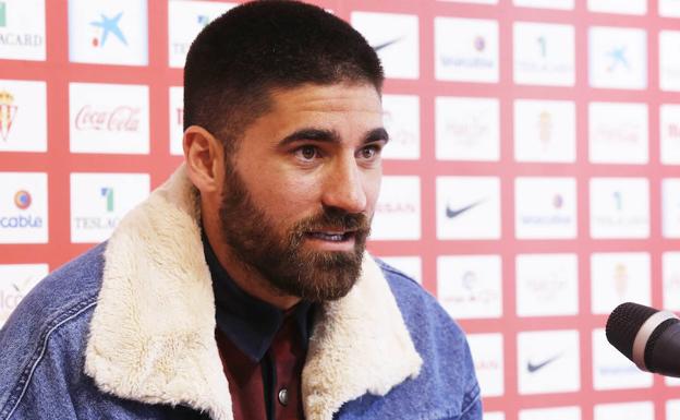Sporting | Carmona: «Vamos a hacer todo lo posible por conseguir los tres puntos»