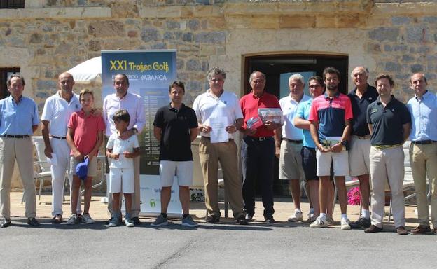 Juan Carlos Tinturé Eguren, Héctor Lasheras, Juan y Guzmán Tinturé, José Manuel Bengoechea, Ricardo Rodríguez, Javier Aguirregomezcorta, Juan Manuel de Orueta, José Fernández, Guillermo Flórez, Antón y Edelmiro Viñuela, Ángel Martínez-Noriega y César Sánchez