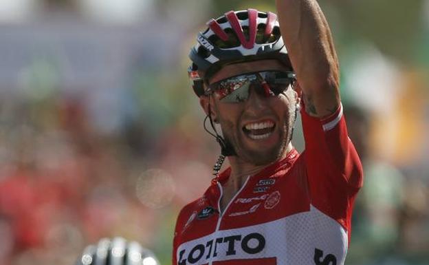 Tomasz Marczynski (Lotto-Soudal) celebra la victoria.