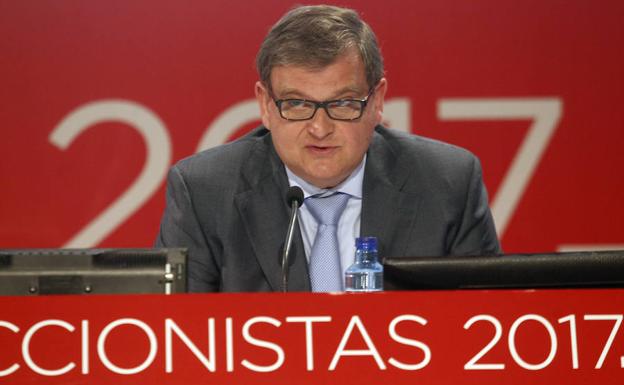 Ángel del Valle, en la última junta de accionistas