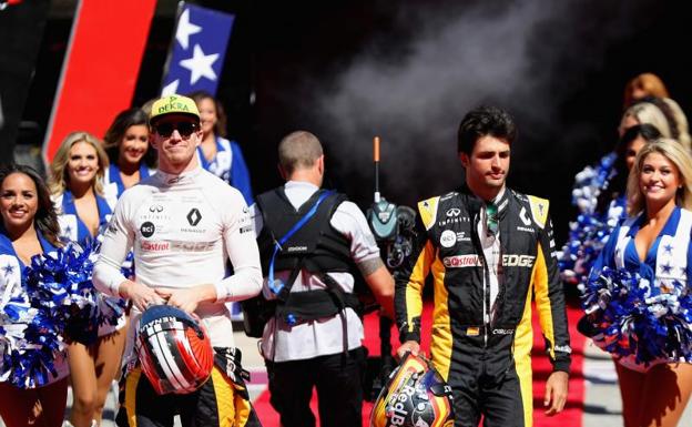 Carlos Sainz (d), en el Circuito de las América, en Austin. /EFE