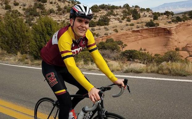 El gijonés Mauro Rato se gradúa en Estados Unidos