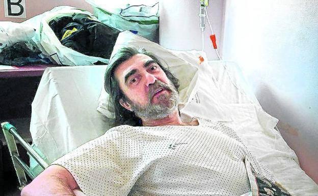 «Nos atacaron con cinturones y vi reírse al que me cortó el cuello con una hebilla» «Nos atacaron con cinturones y vi reírse al que me cortó el cuello con una hebilla»