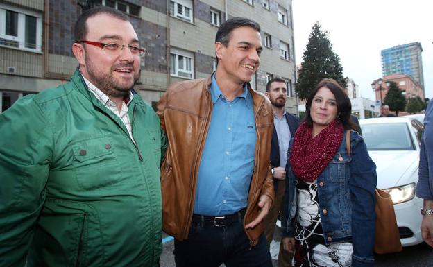Pedro Sánchez participa este miércoles en Oviedo en una asamblea sobre pensiones Pedro Sánchez participa este miércoles en Oviedo en una asamblea sobre pensiones