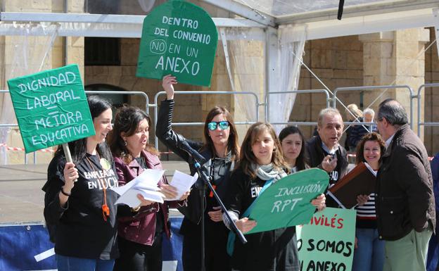 Imagen de archivo de una concentración de las educadoras infantiles. /MARIETA