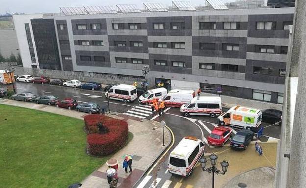 Los ancianos desalojados en Oviedo por inundaciones volverán «cuando haya garantías» Los ancianos desalojados en Oviedo por inundaciones volverán «cuando haya garantías»