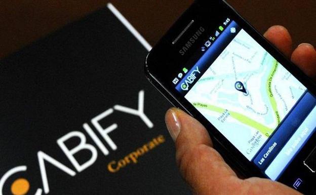 Denuncian a un conductor de Cabify por acoso sexual: «¿Quieres ver un buen pene, radical de mierda?»