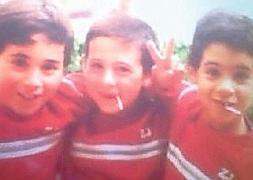 Los tres hermanos, en una foto de hace algunos años. :: E. C./