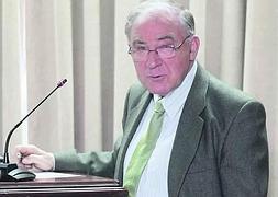 Serafín Málaga, en un momento de su intervención. :: MARIO ROJAS/