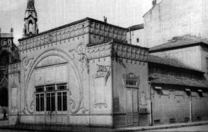 Exterior del Teatro Iris, hacia 1920. :: LVA/