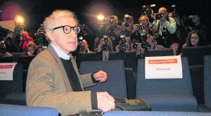 Woody Allen en la inauguración del Niemeyer el pasado mes de marzo supuso el pico informativo con presencia del centro en gran número de medios. ::
ALBERTO SANTOS/