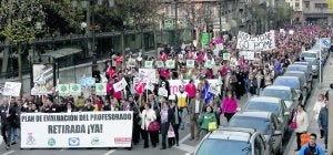 Una manifestación durante la última huelga de la enseñanza pública en Asturias, convocada en 2009. :: EFE/