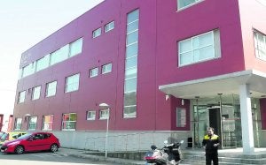 El vivero de empresas de Olloniego, otro de los proyectos construidos para ayudar a los emprendedores. :: JESÚS DÍAZ/
