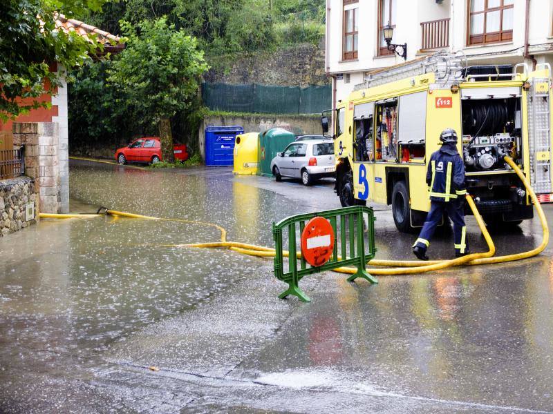 Las Fuertes Lluvias Provocan Inundaciones En Llanes | El Comercio