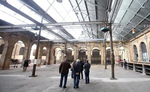El Ayuntamiento de Oviedo quiere trasladar el Archivo Municipal al claustro de la fábrica de La Vega
