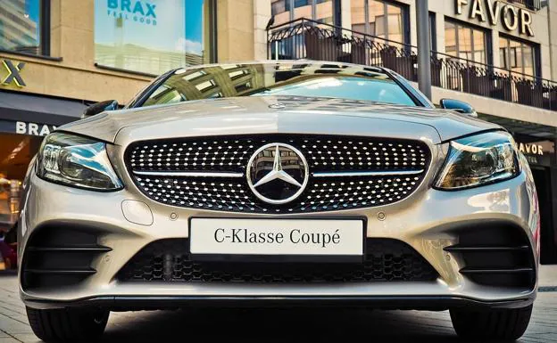 Acción de gracias colonia España Pide probar un Mercedes en un concesionario holandés y huye con el coche a  Galicia | El Comercio