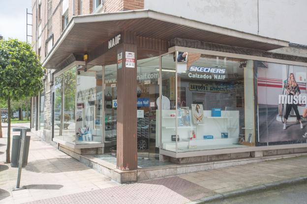 Una zapatería de Versalles sufre dos intentos de robo en diez días | El  Comercio