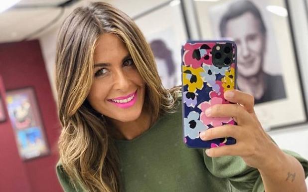 Nuria Roca regresa a los 70 más psicodélicos