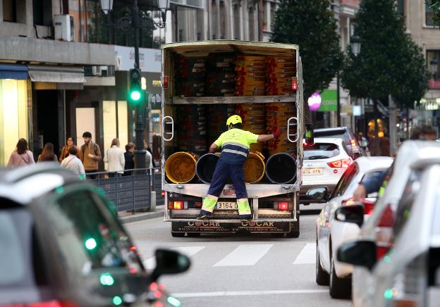 Oviedo Renovara La Ordenanza De Basuras Para Impulsar El Reciclaje El Comercio