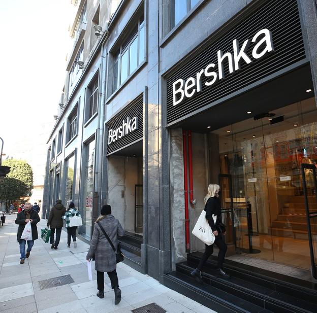 clausurará su única tienda Bershka en Oviedo finales mes | El Comercio