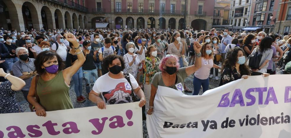 Un clamor en Gijón por el «fin de las manadas» - Vimarsana News