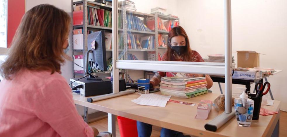 Comienza el reparto de libros a las familias en Gijón - Vimarsana News