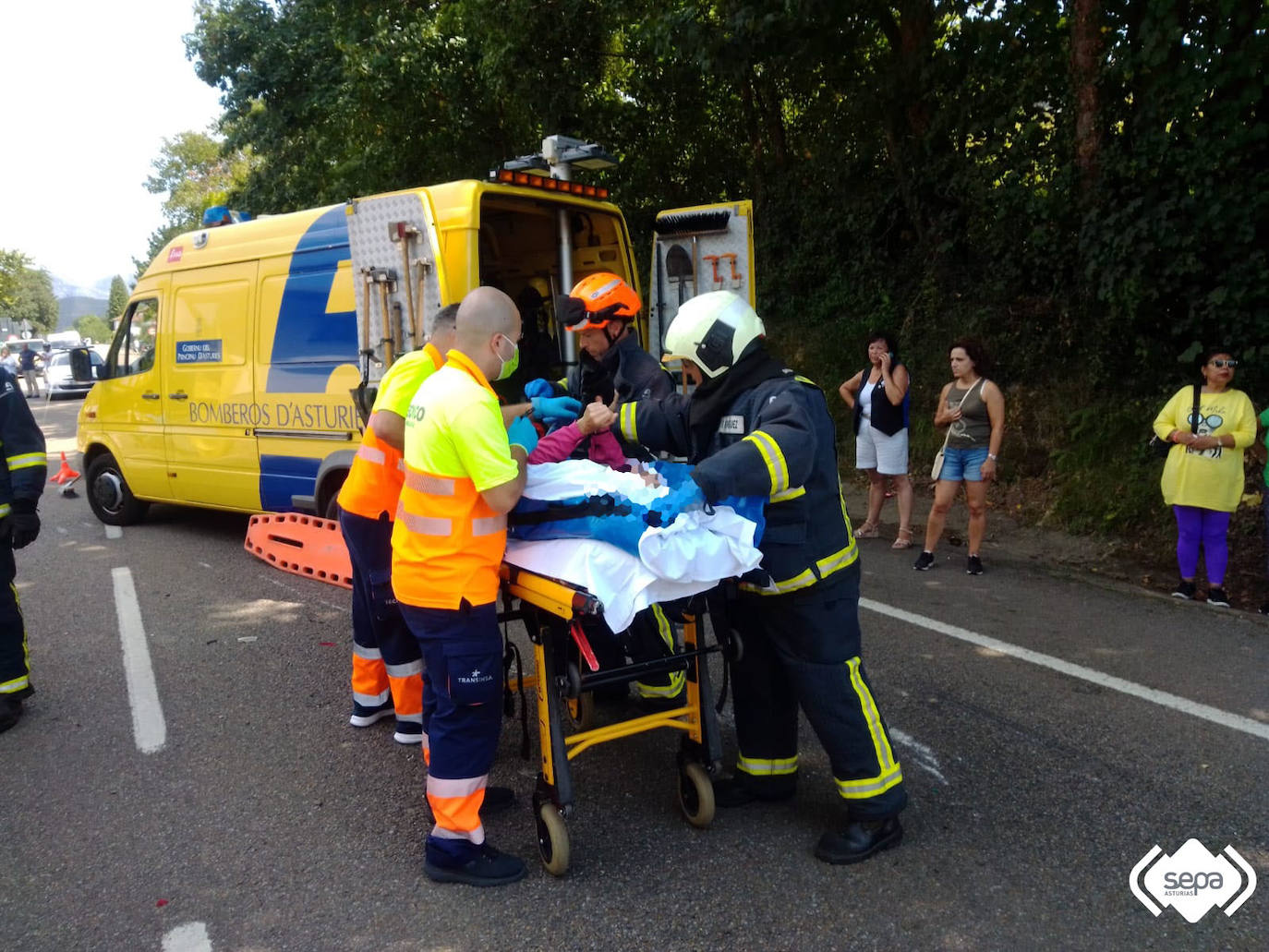 Dos heridos en un accidente en la Nacional 634 en Cangas de Onís El