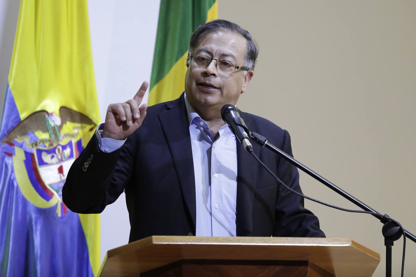 Petro comenzará mañana el primer gobierno de izquierdas de Colombia.