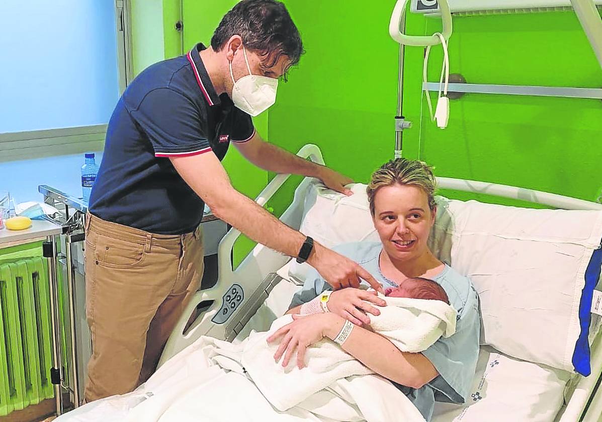 Daniela Lopez Delgado Gijon «Ha nacido bien, de parto natural y sin complicacion alguna. A 2023 ya solo le puedo pedir salud y que mejore la situacion economica del pais»