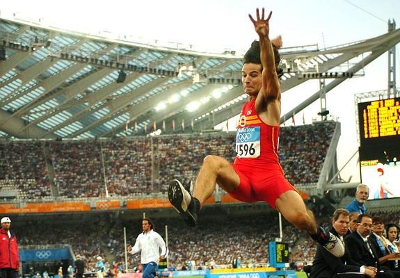 Resultado de imagen de saltos de atletismo yago lamela